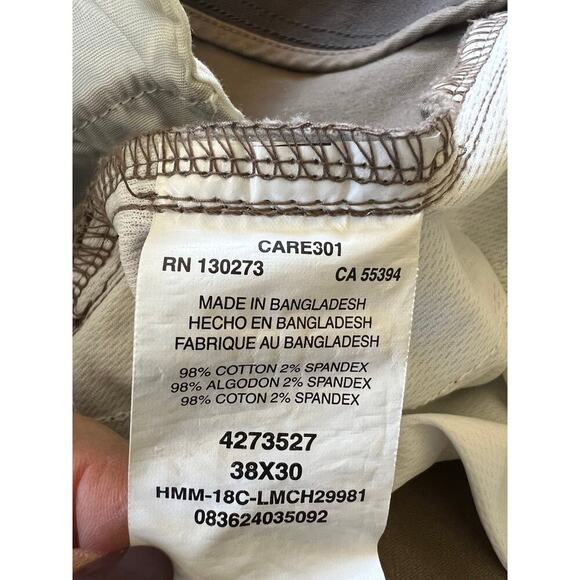 Lee Extreme Comfort brown, Flat Front, men's 38 x 30 casual/dress pants - Picture 8 of 9